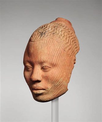  Yoruba Woman's Head: Güçlü Bir Heykel! Soyut Formlar ve Duruşun Zarafetinin Övgüsü